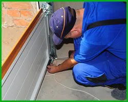 Master Garage Door Repair Service Las Vegas, NV 702-706-0094 - sidebar-door-maintain-t-07-gr-19m